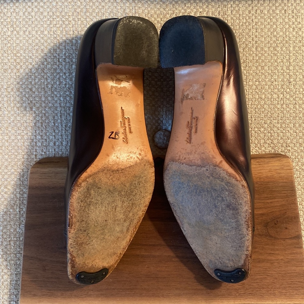 Vintage Salvatore Ferragamo - Picture 6 of 7